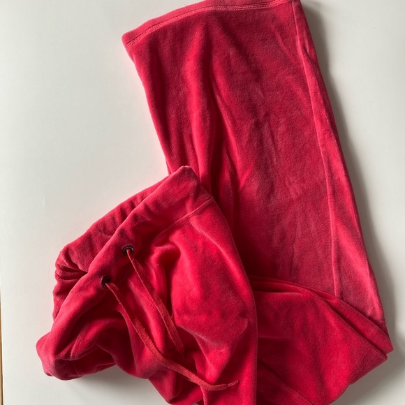 Velour Outfit-Hoodie & Pant Set - Picture 5 of 6